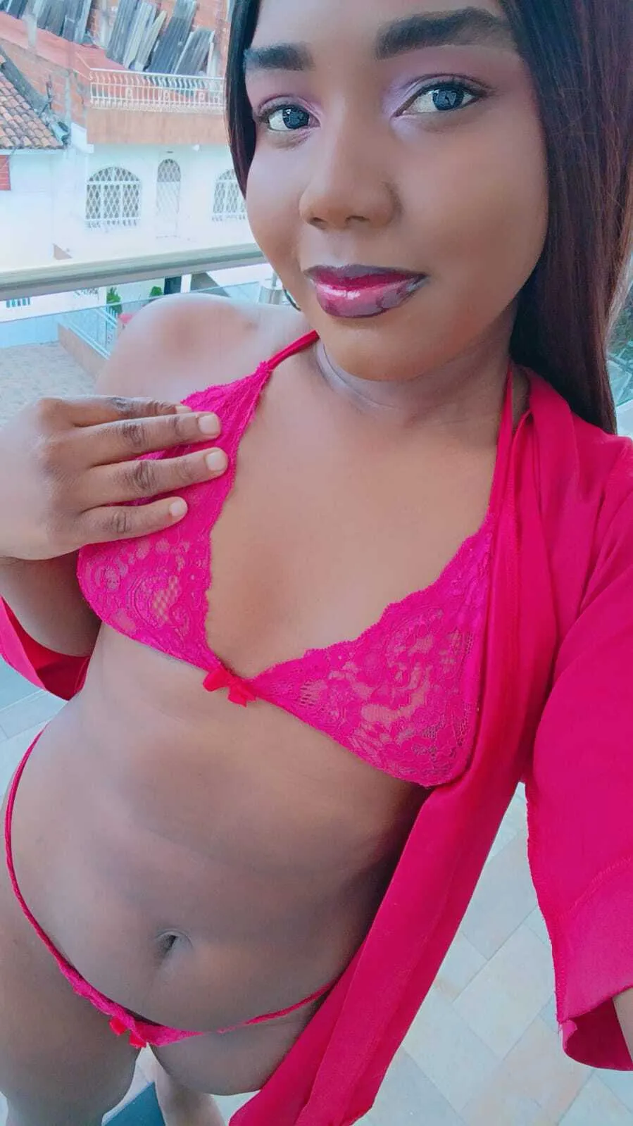 Live sex webcam photo for EvaJohhnss #8494800