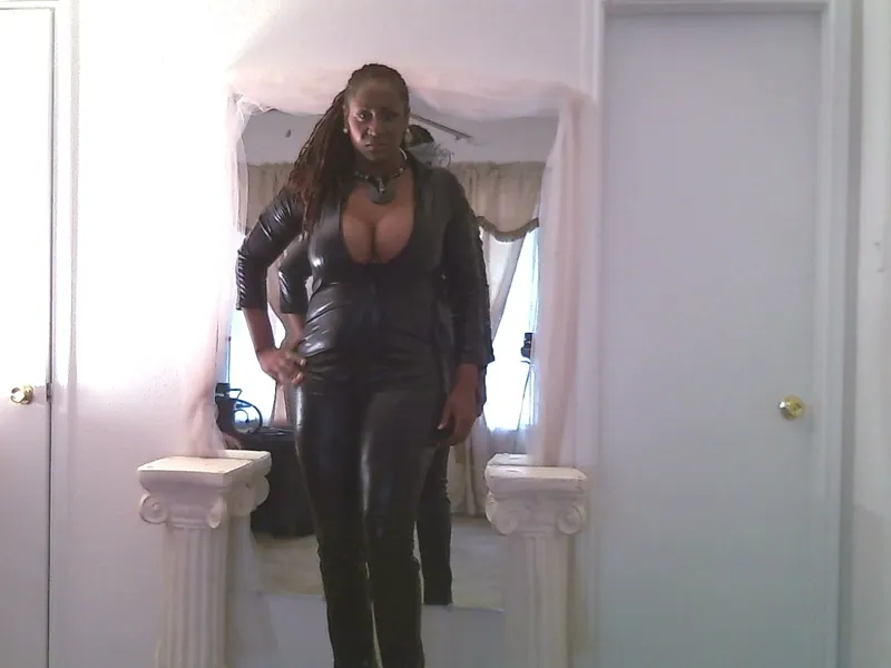 Live sex webcam photo for MistressTemptress #6325800