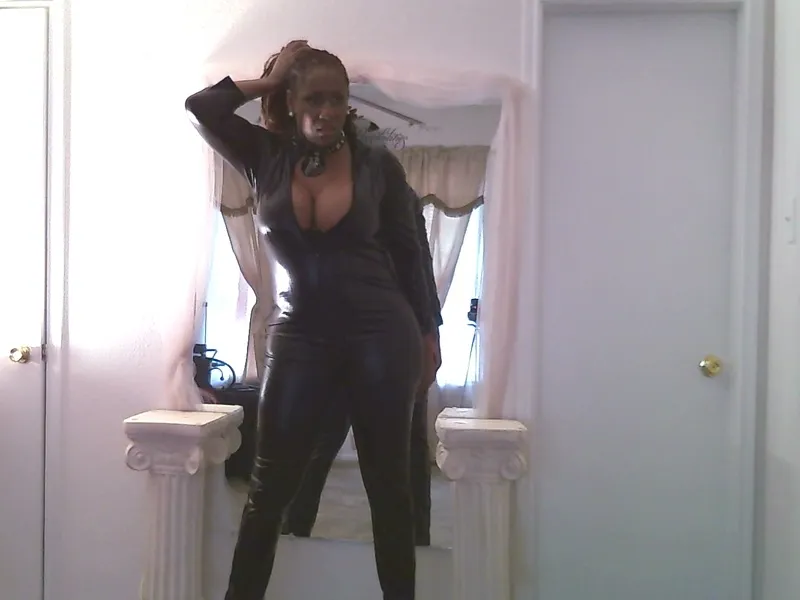 Live sex webcam photo for MistressTemptress #6325799