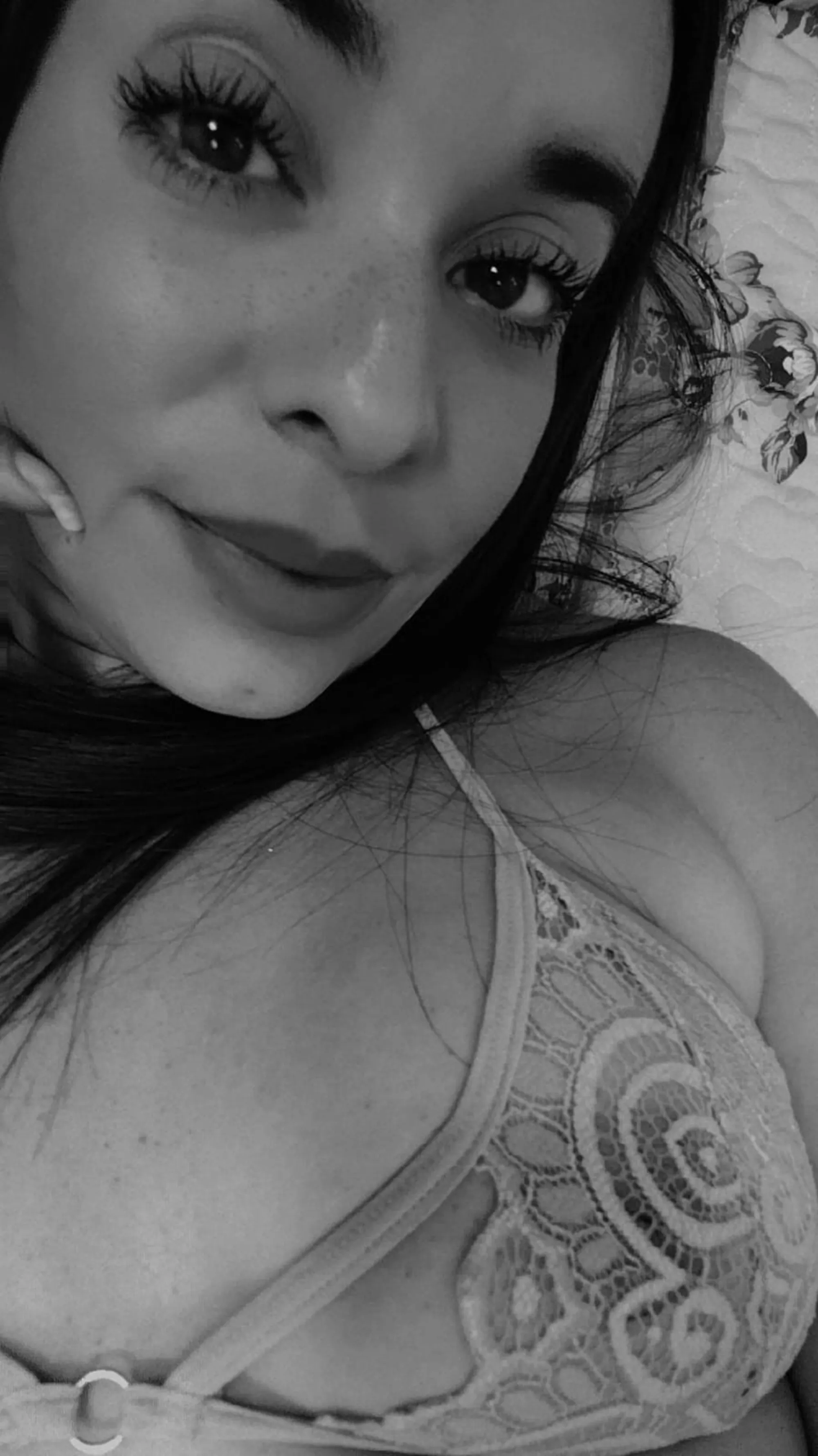 Live sex webcam photo for Laura_Wilson #8634422