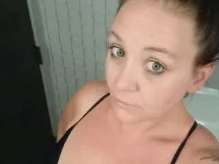 Live sex webcam photo for Squirtqueen00 #8491701