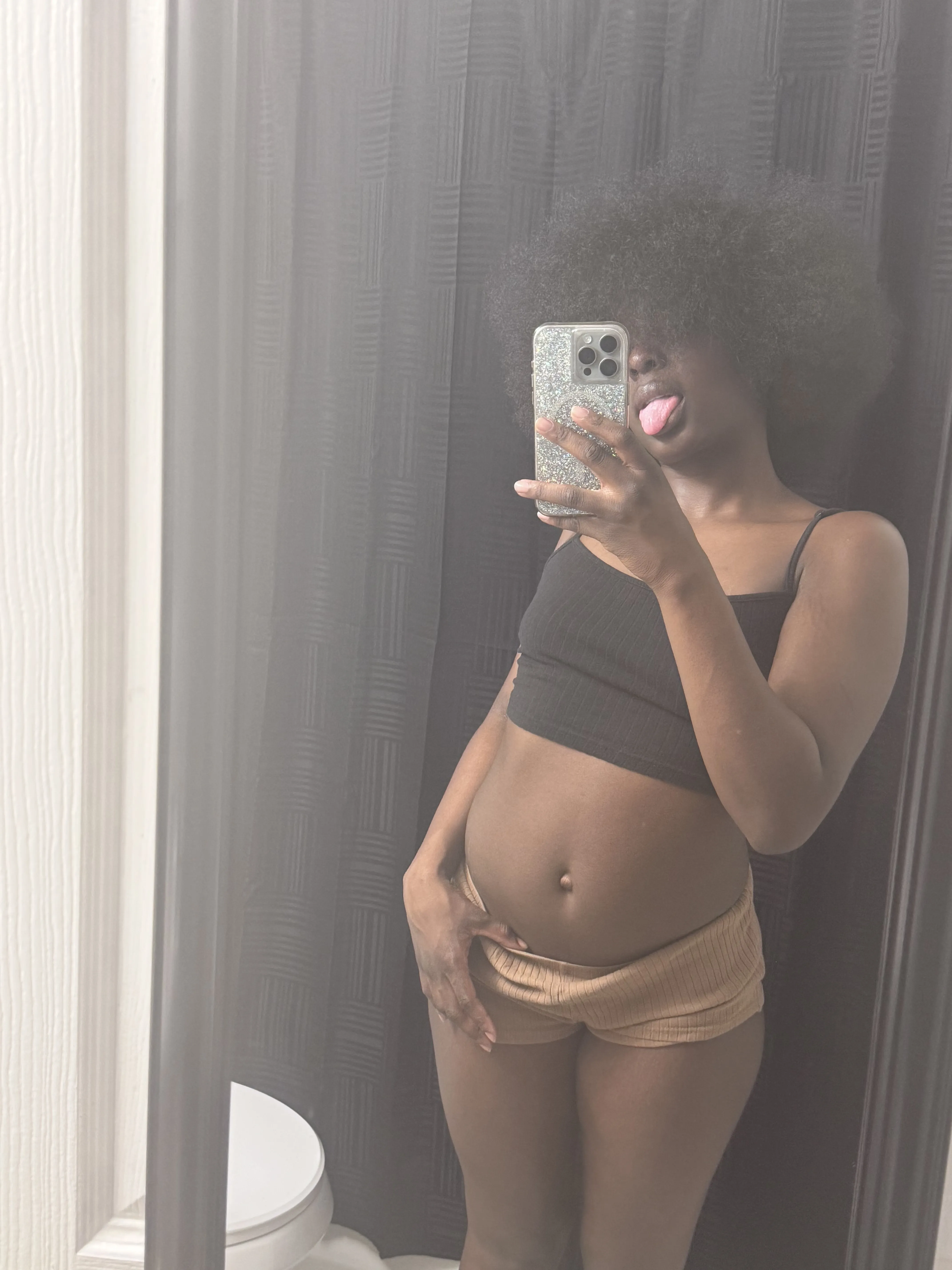 Live sex webcam photo for cherryianna #8506241