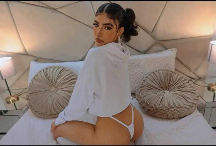 Live sex webcam photo for TinaPortman #8479917