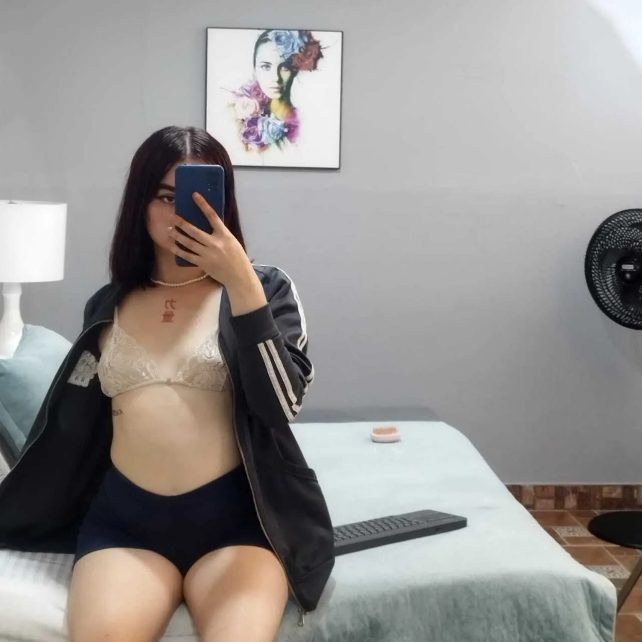 Live sex webcam photo for ElectrahRousse #8447744