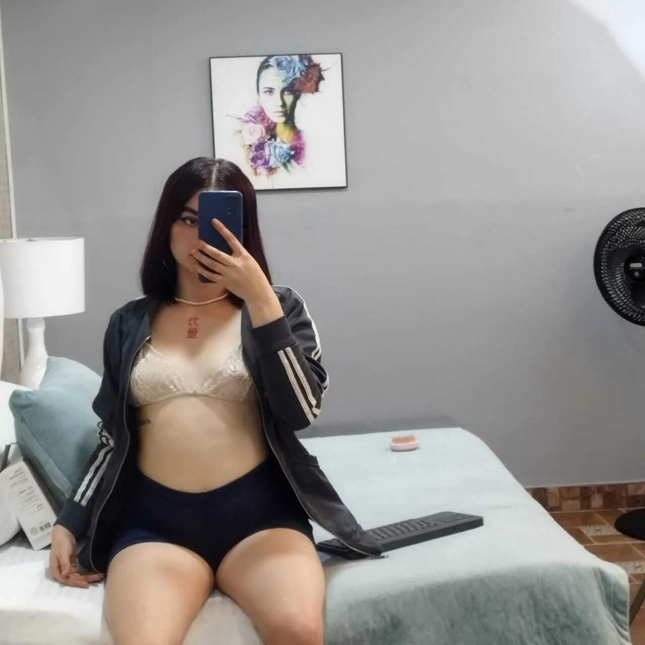 Live sex webcam photo for ElectrahRousse #8447749