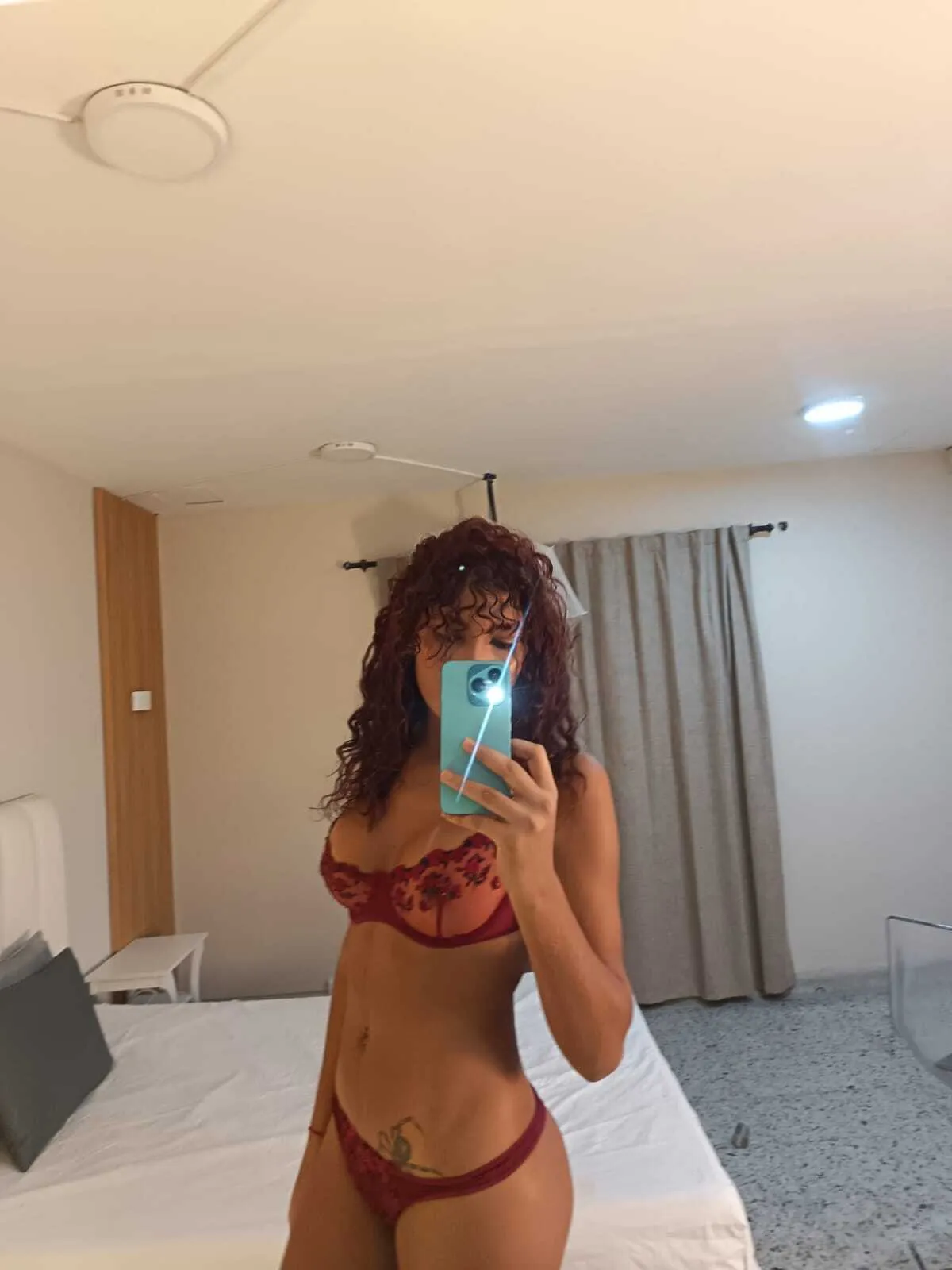 Live sex webcam photo for megannfix67 #8572263