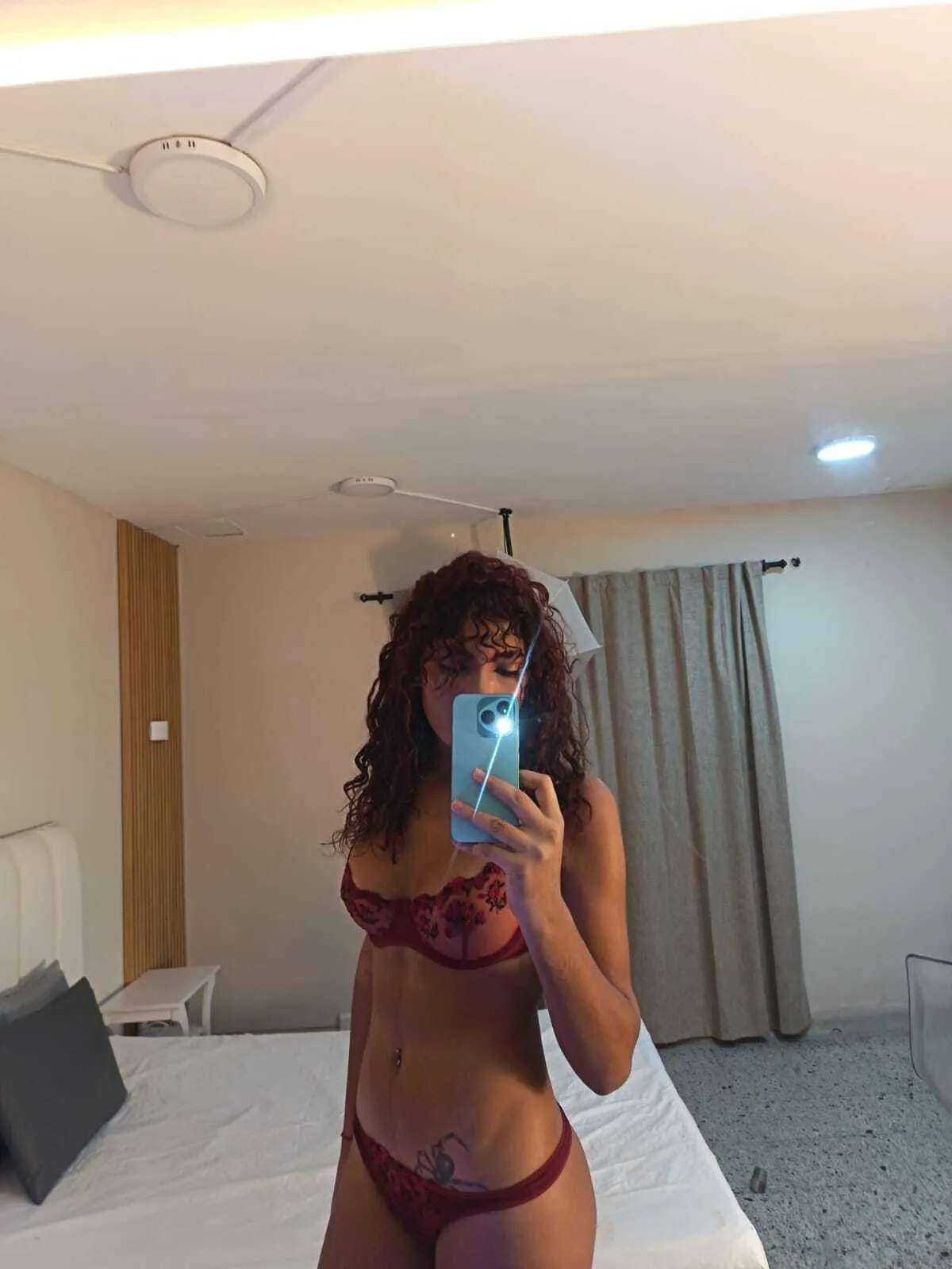 Live sex webcam photo for megannfix67 #8572271