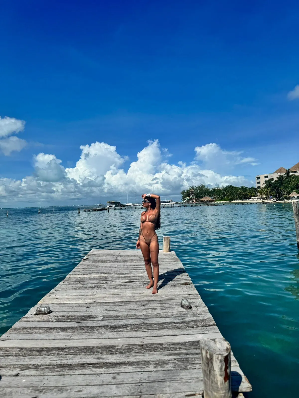 Live sex webcam photo for ThaliaAres #8520186