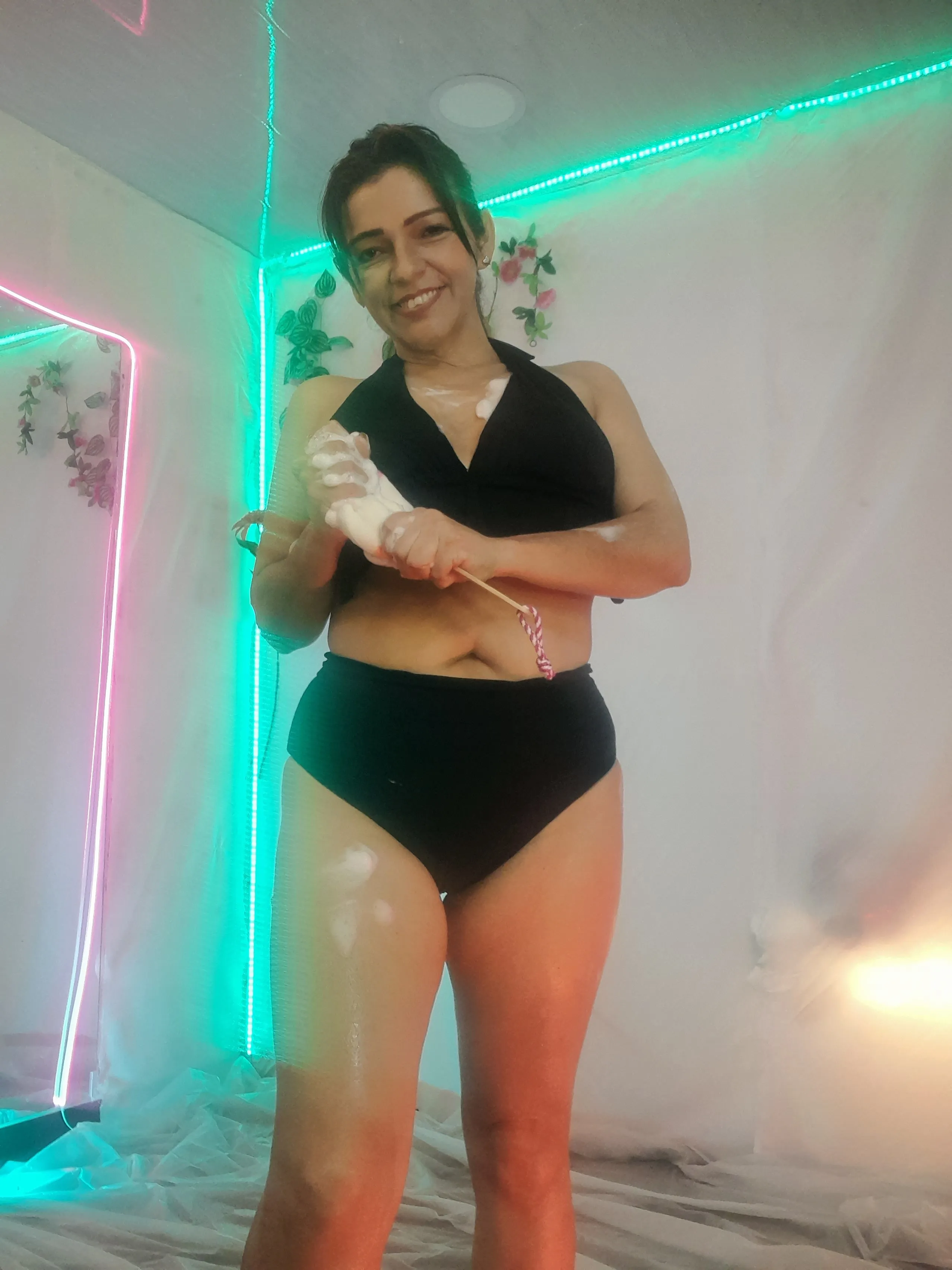 Live sex webcam photo for CarolMiss_79 #8659582