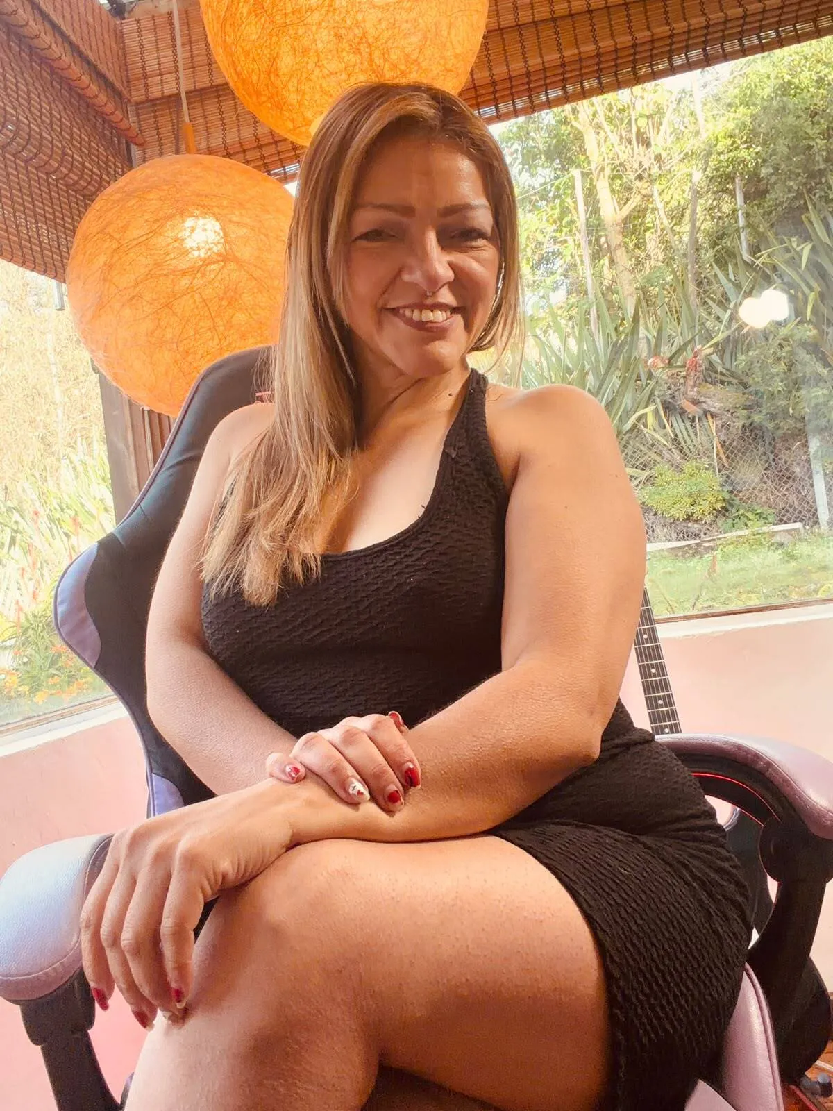 Live sex webcam photo for CarolMiss_79 #8745397