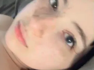 Live sex webcam photo for SalemBrynn #8652989