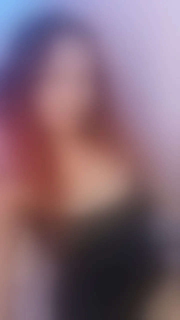 Live sex webcam photo for LilaMonroee #8481812