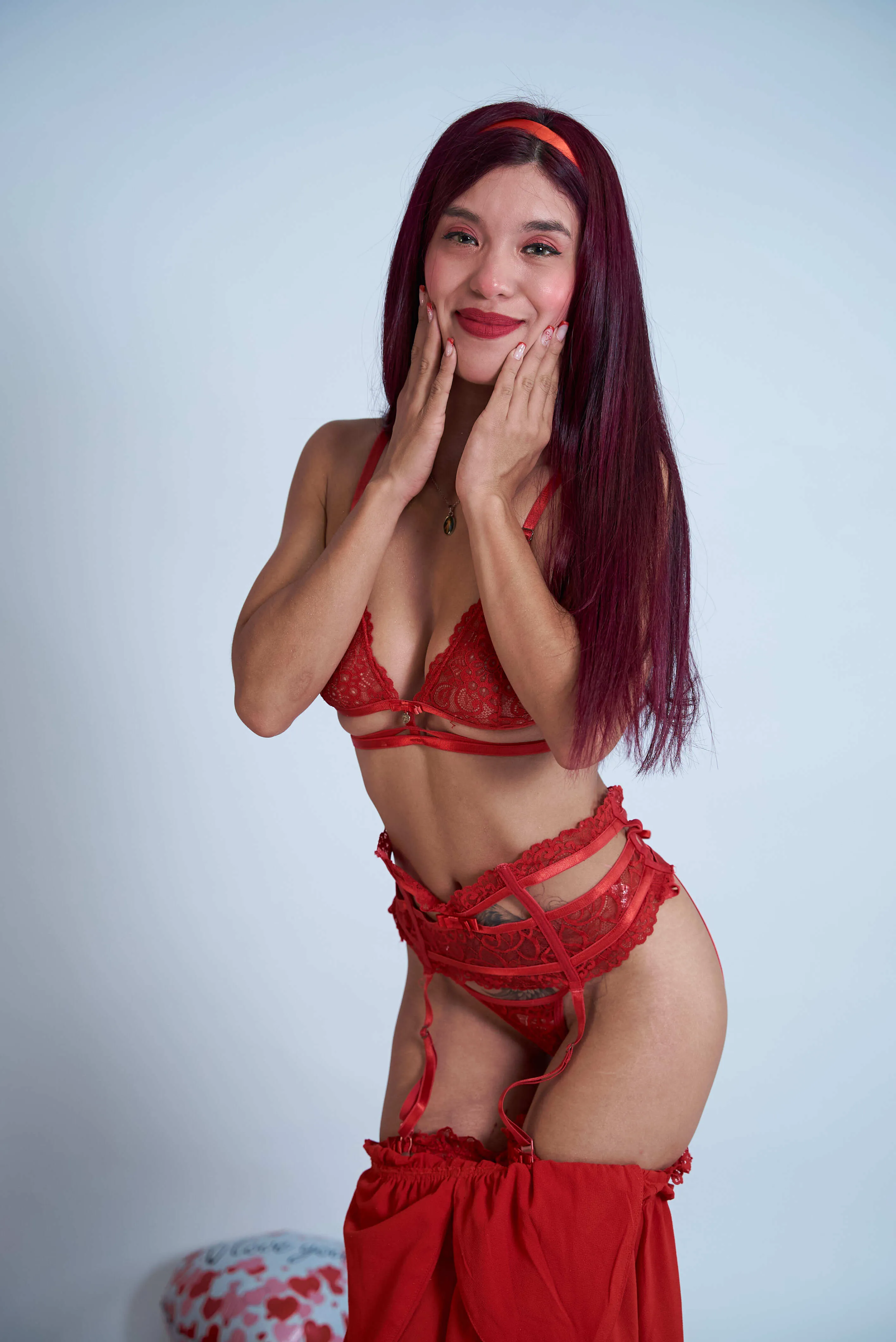Live sex webcam photo for MirellaSams #8470888