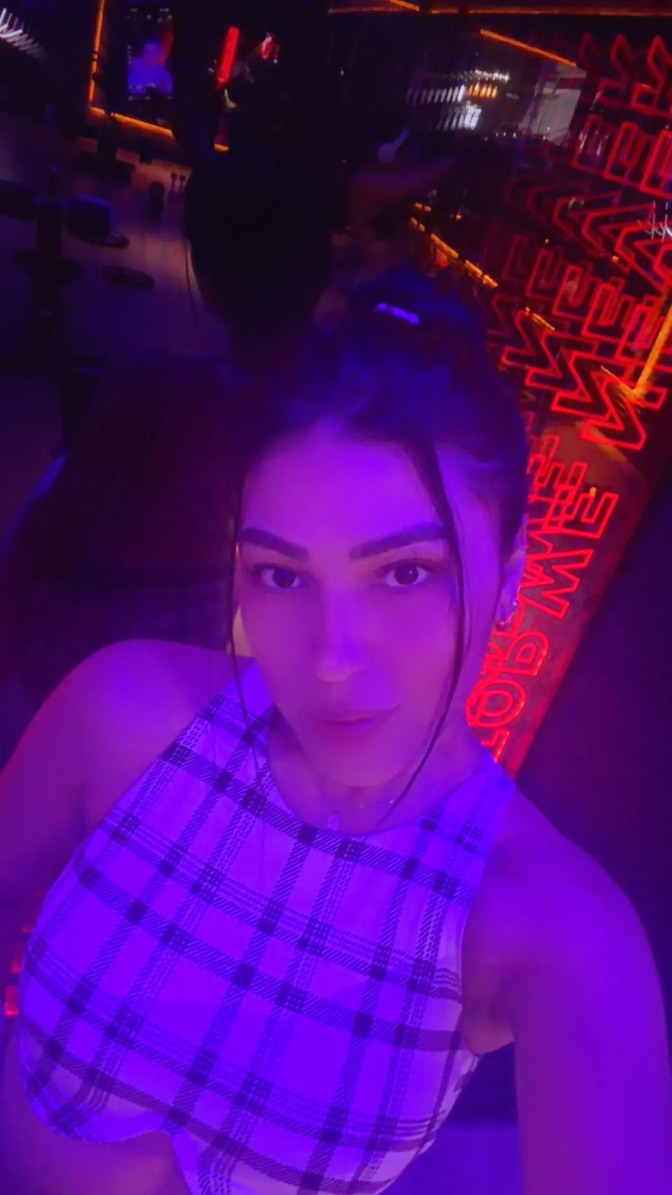 Live sex webcam photo for katferrero #8618451
