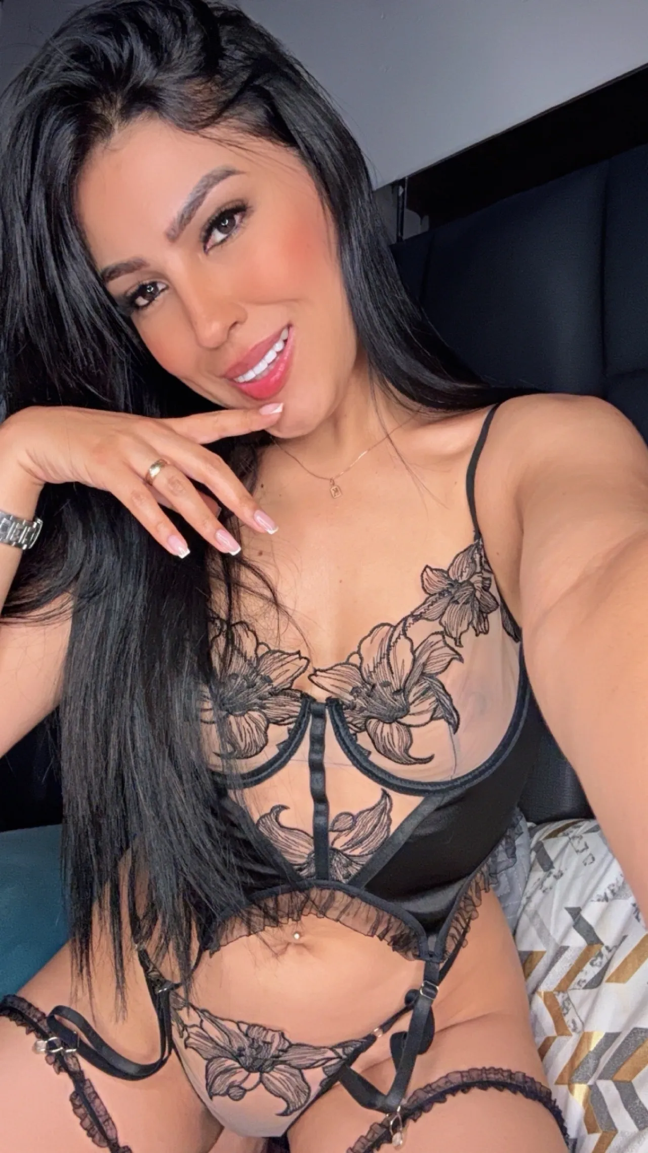 Live sex webcam photo for katferrero #8581597