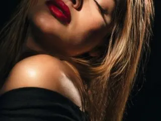 Live sex webcam photo for Siren_Irenka #8715572