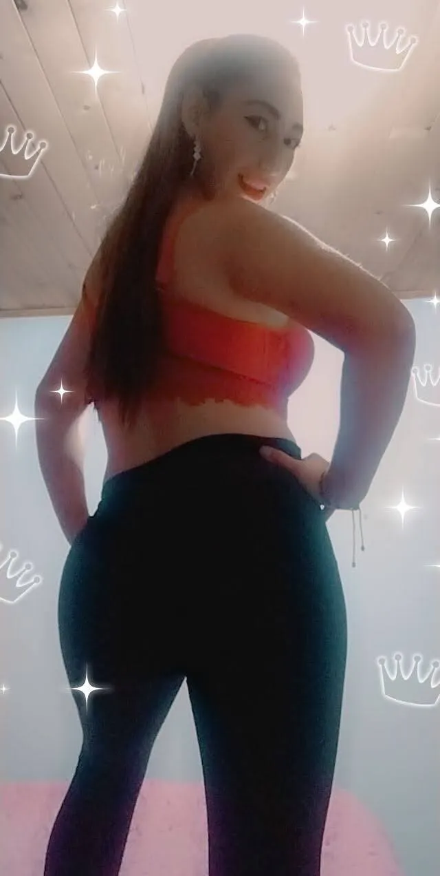 Live sex webcam photo for LunaMaren #8559088