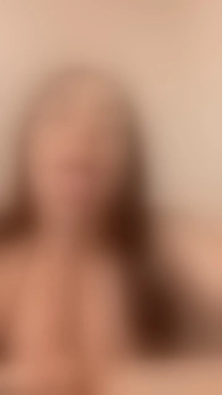 Live sex webcam photo for AmberSmithh69 #8492485