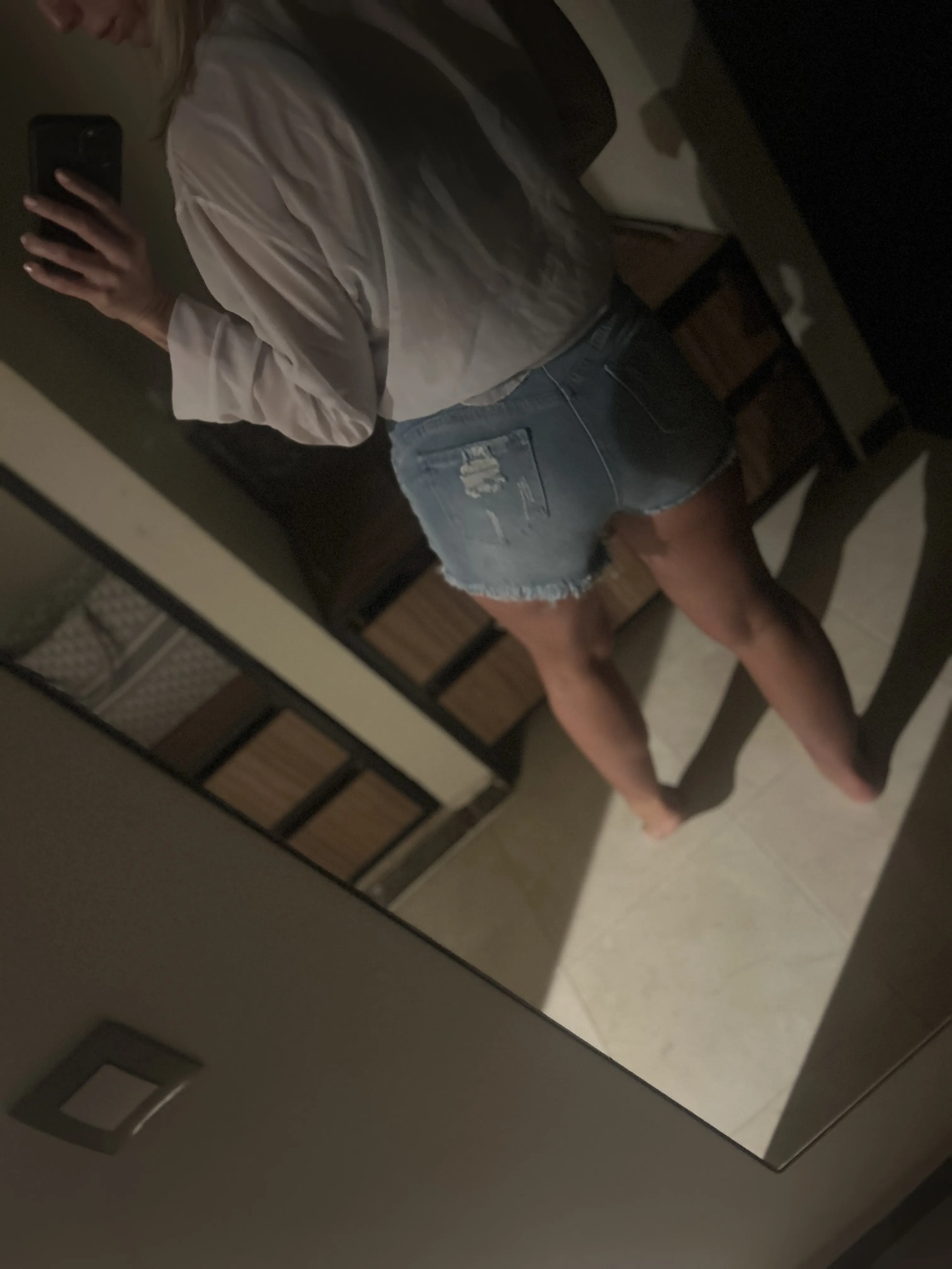 Live sex webcam photo for LolaJade88 #8547584