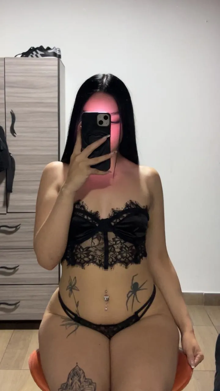 Live sex webcam photo for Valeentina #8567619