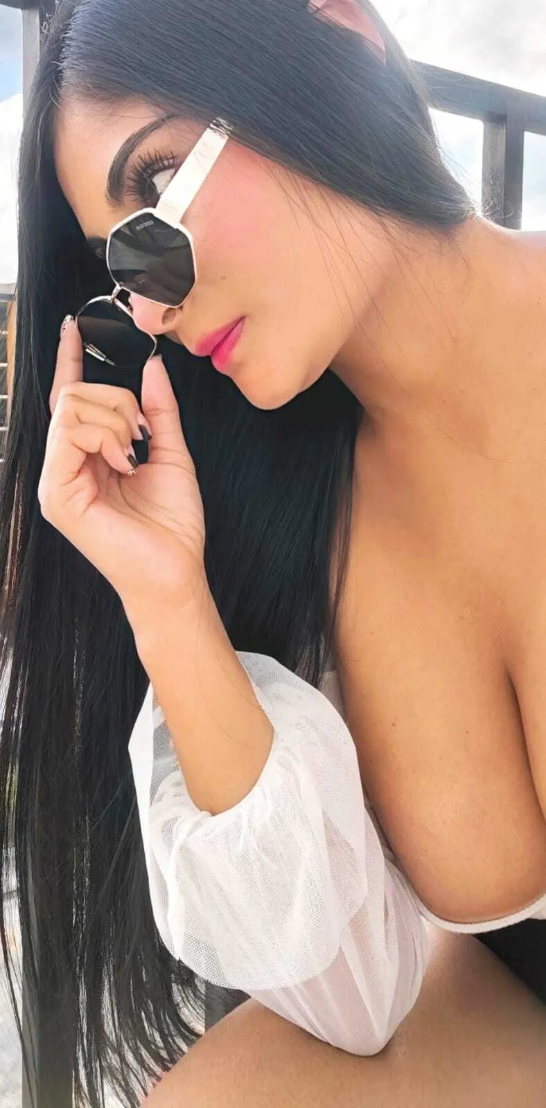 Live sex webcam photo for Laia_Torres22 #8504100