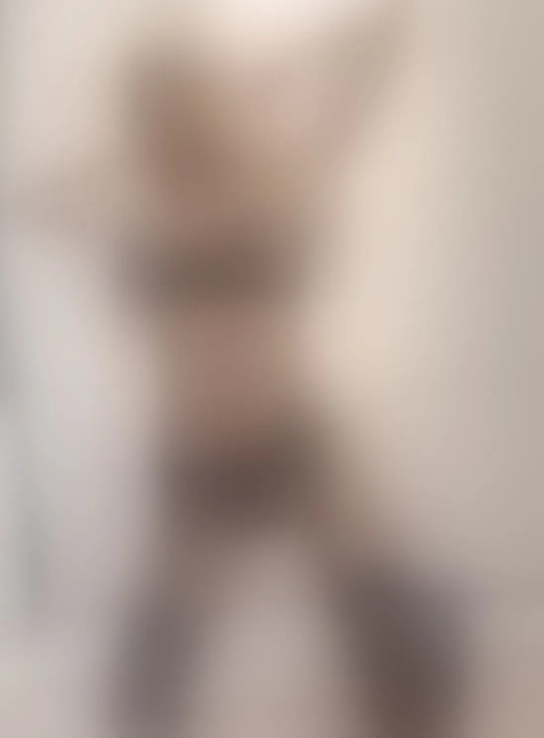 Live sex webcam photo for HoneyBeeUKxx #8497592