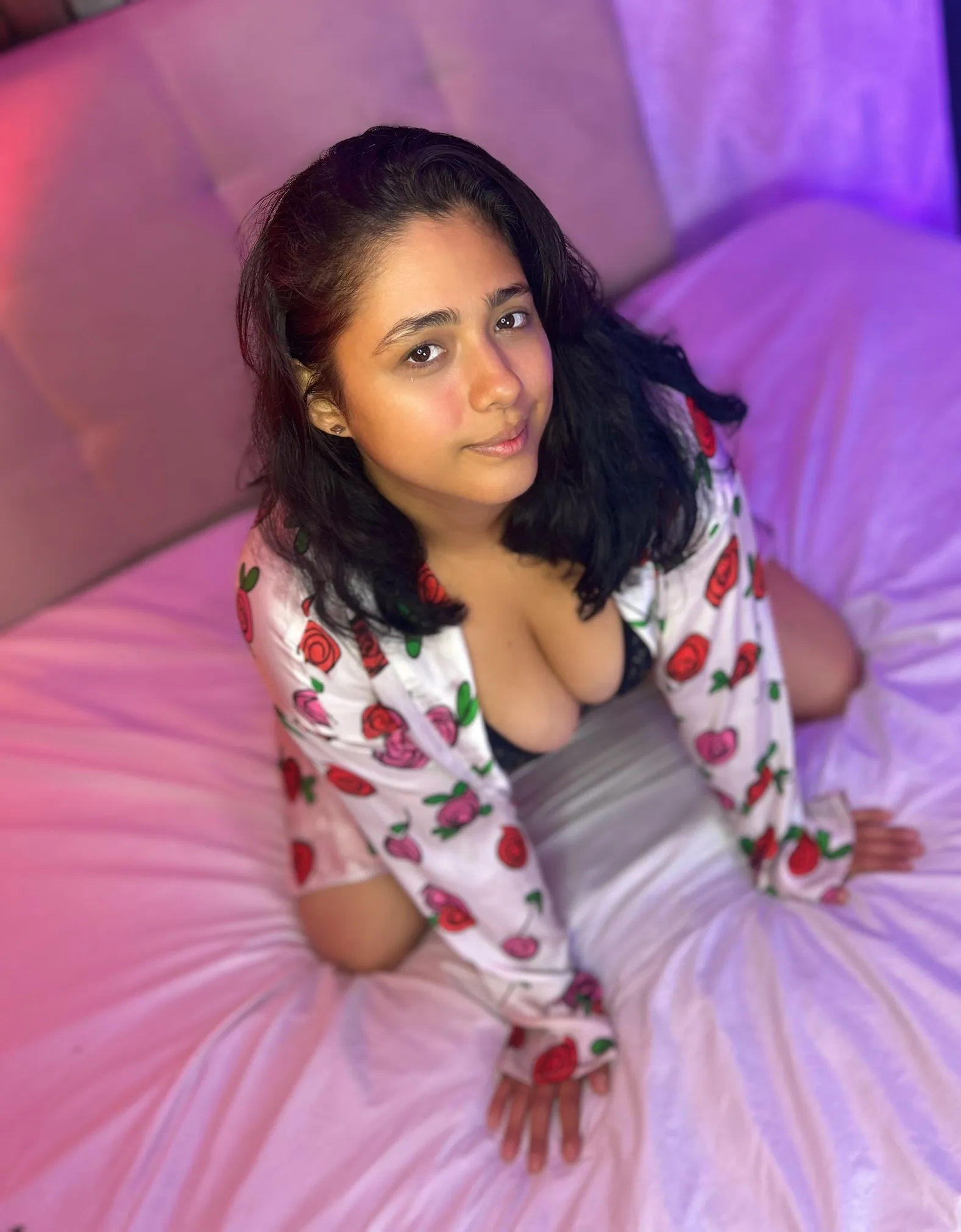 Live sex webcam photo for Chloetthompson #8499352