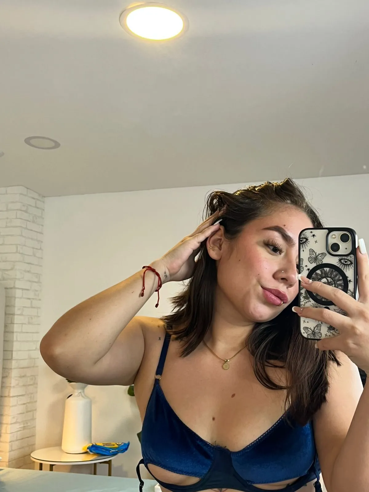 Live sex webcam photo for Linda_Ponce #8540675