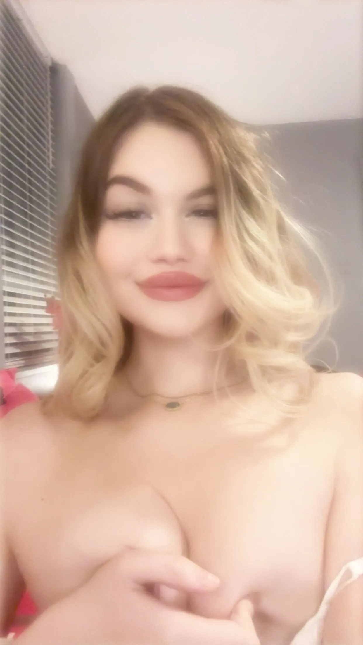Live sex webcam photo for Pinkstarburstt #8554485
