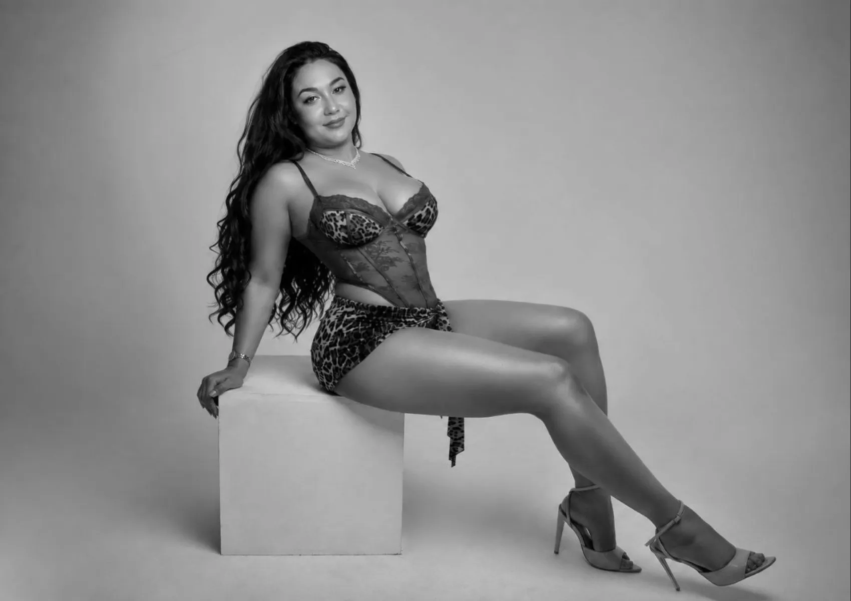 Live sex webcam photo for NoeliaReed #8657071