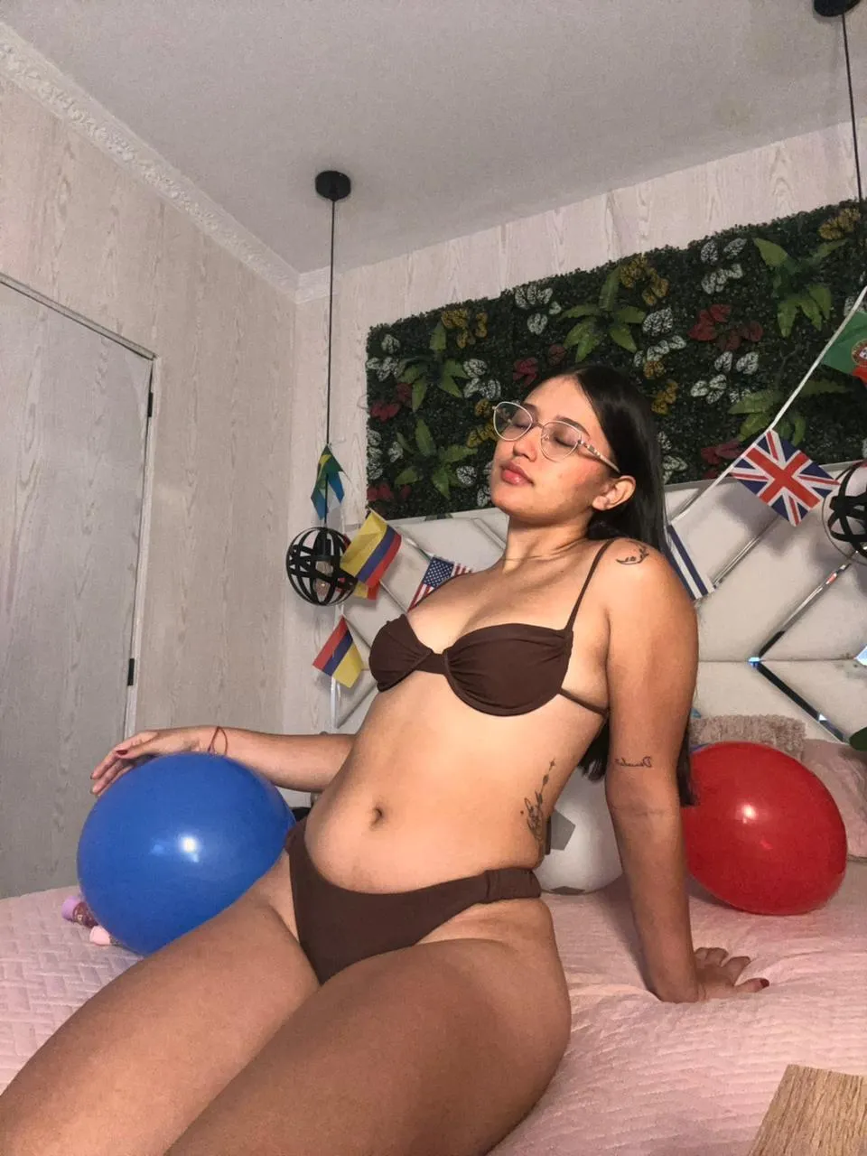 Live sex webcam photo for Jannett_Moore #8591103