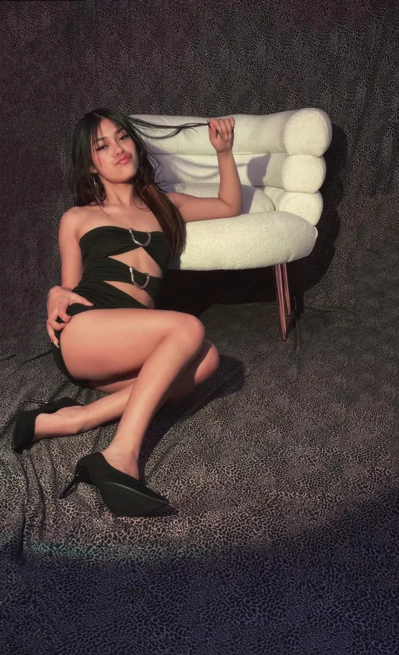 Live sex webcam photo for AlanaDeivis #8529706