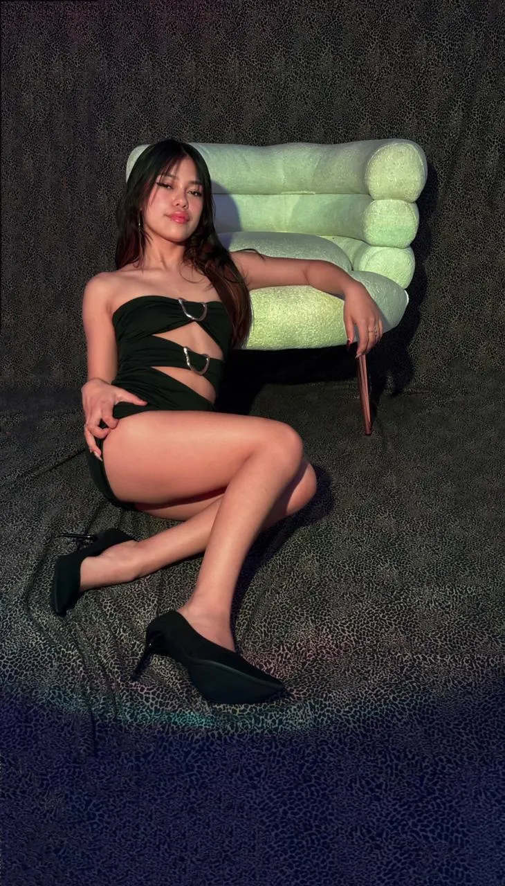 Live sex webcam photo for AlanaDeivis #8529711
