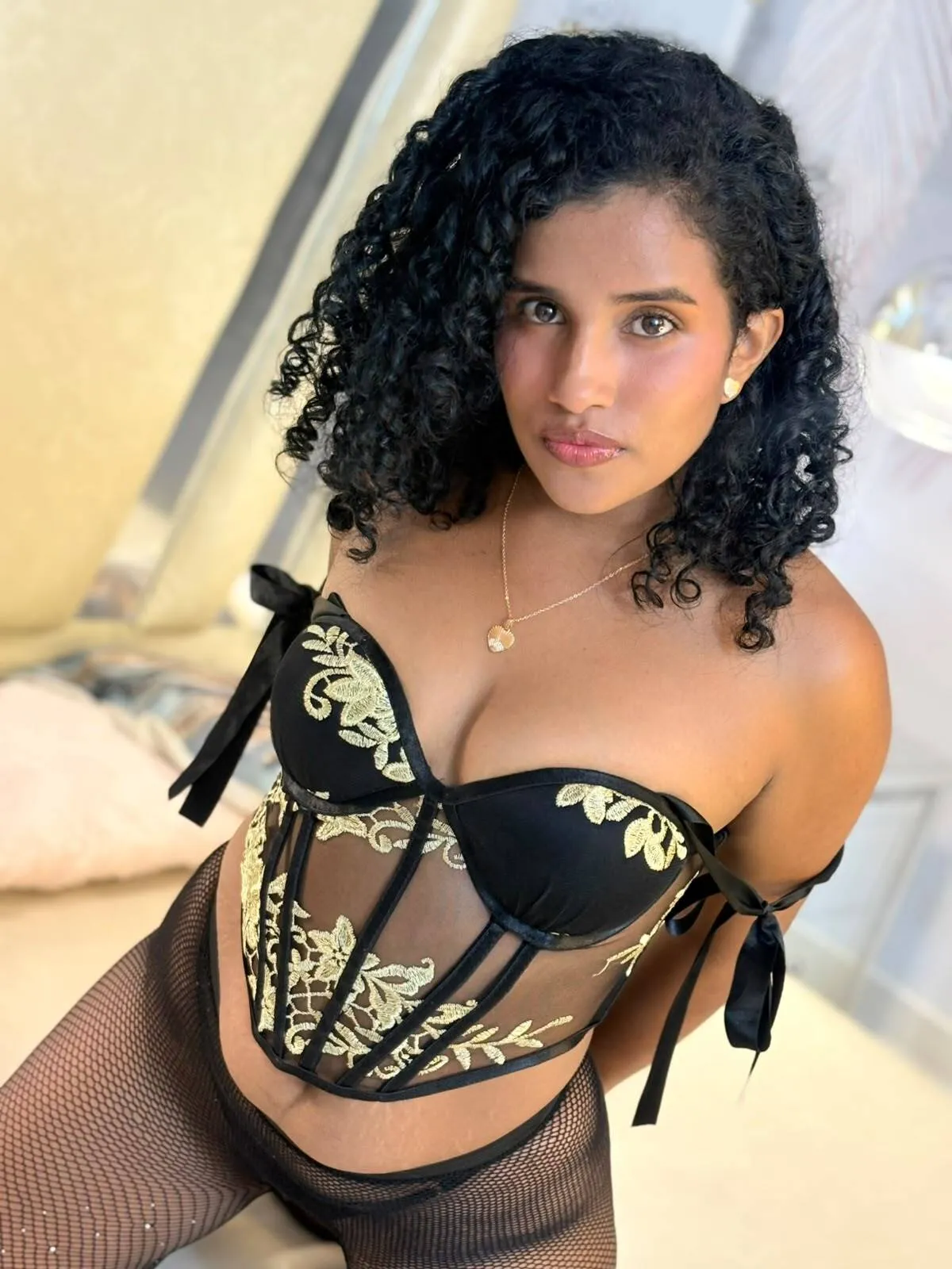 Live sex webcam photo for Horny_Curls #8646452