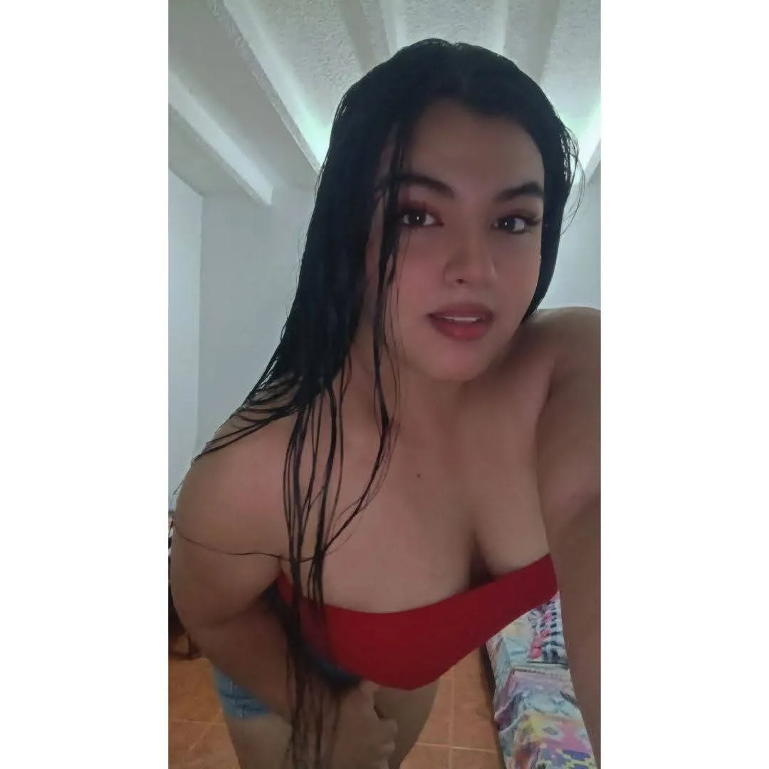 Live sex webcam photo for Sofiiabloomm #8535476