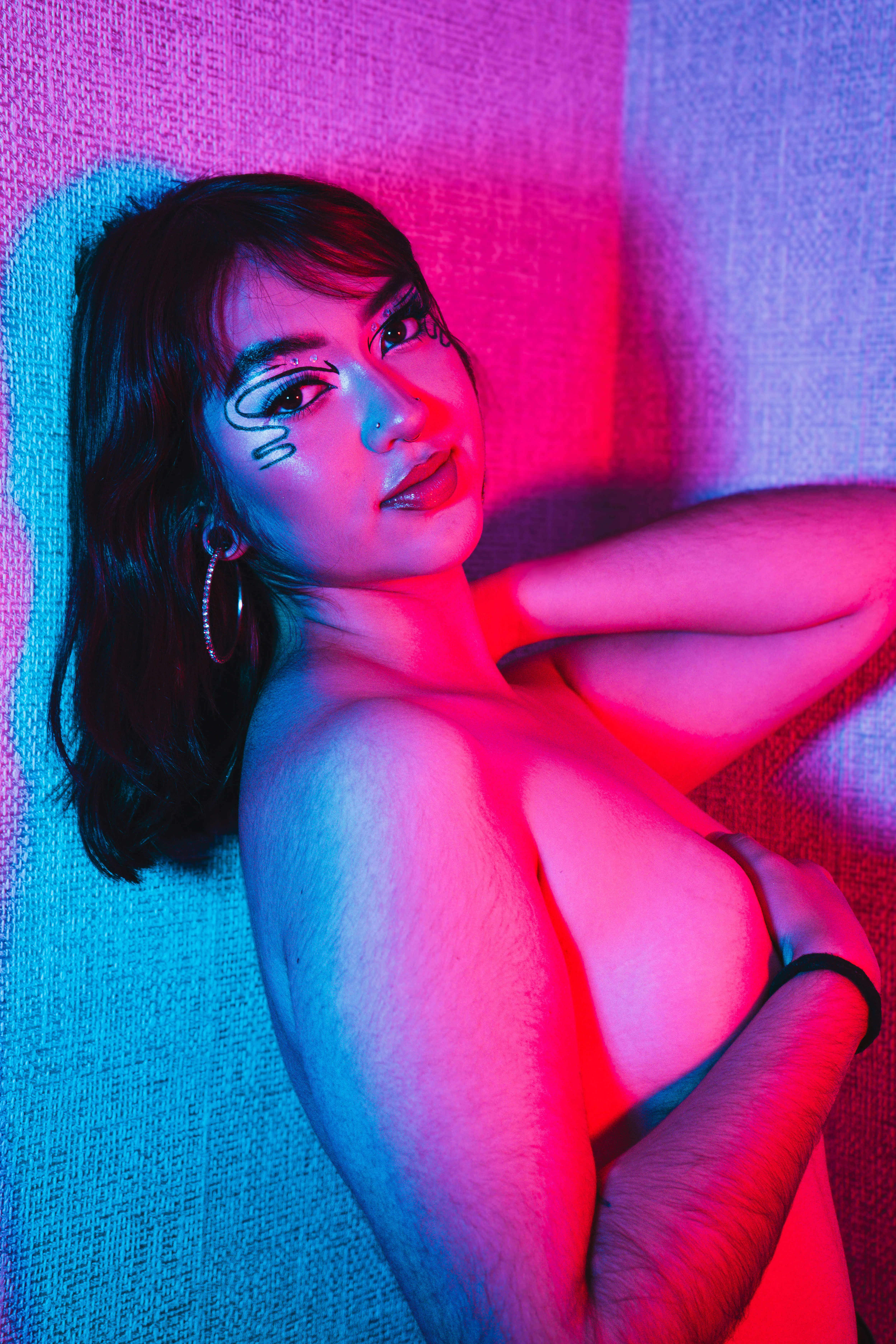 Live sex webcam photo for RavenSkys #8538599