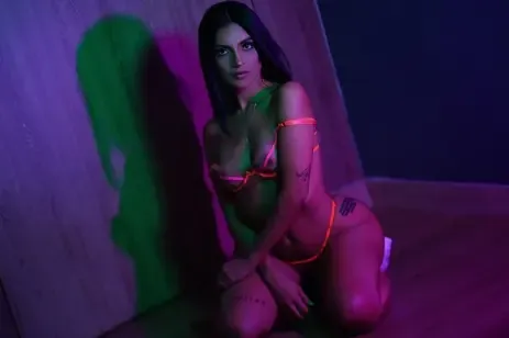 Live sex webcam photo for EmilyMazzon21 #8692484
