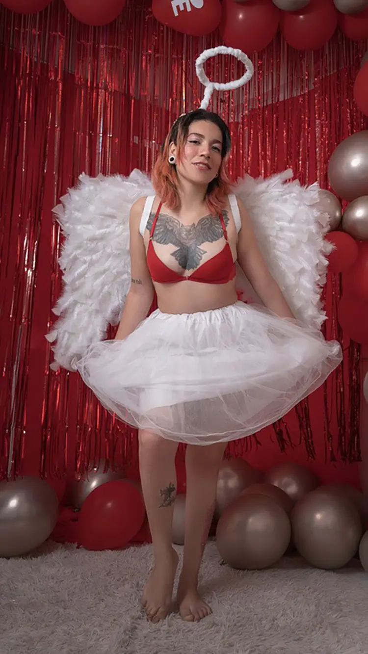 Live sex webcam photo for AuroraChann #8684862