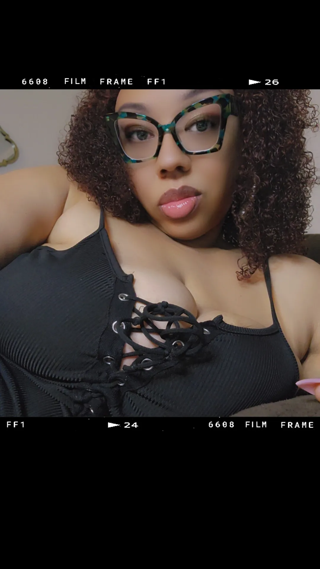 Live sex webcam photo for Mrzzthicknezz #8573714