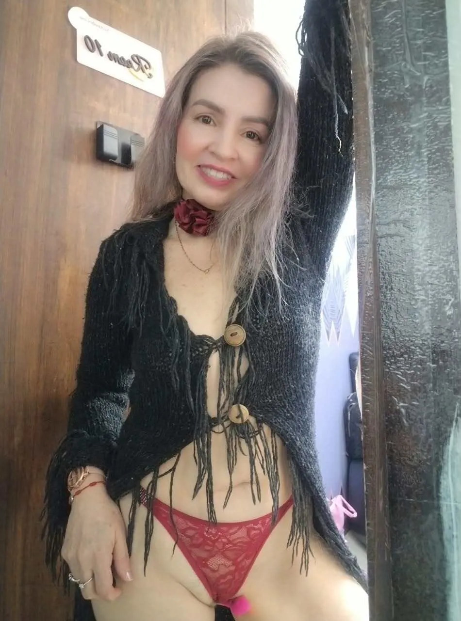Live sex webcam photo for KendalBusterr #8732730