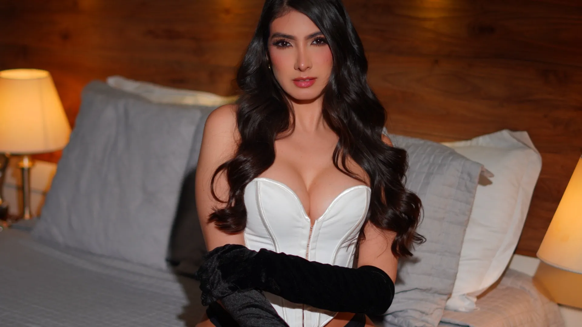 Live sex webcam photo for AlanaGrecco #8573376