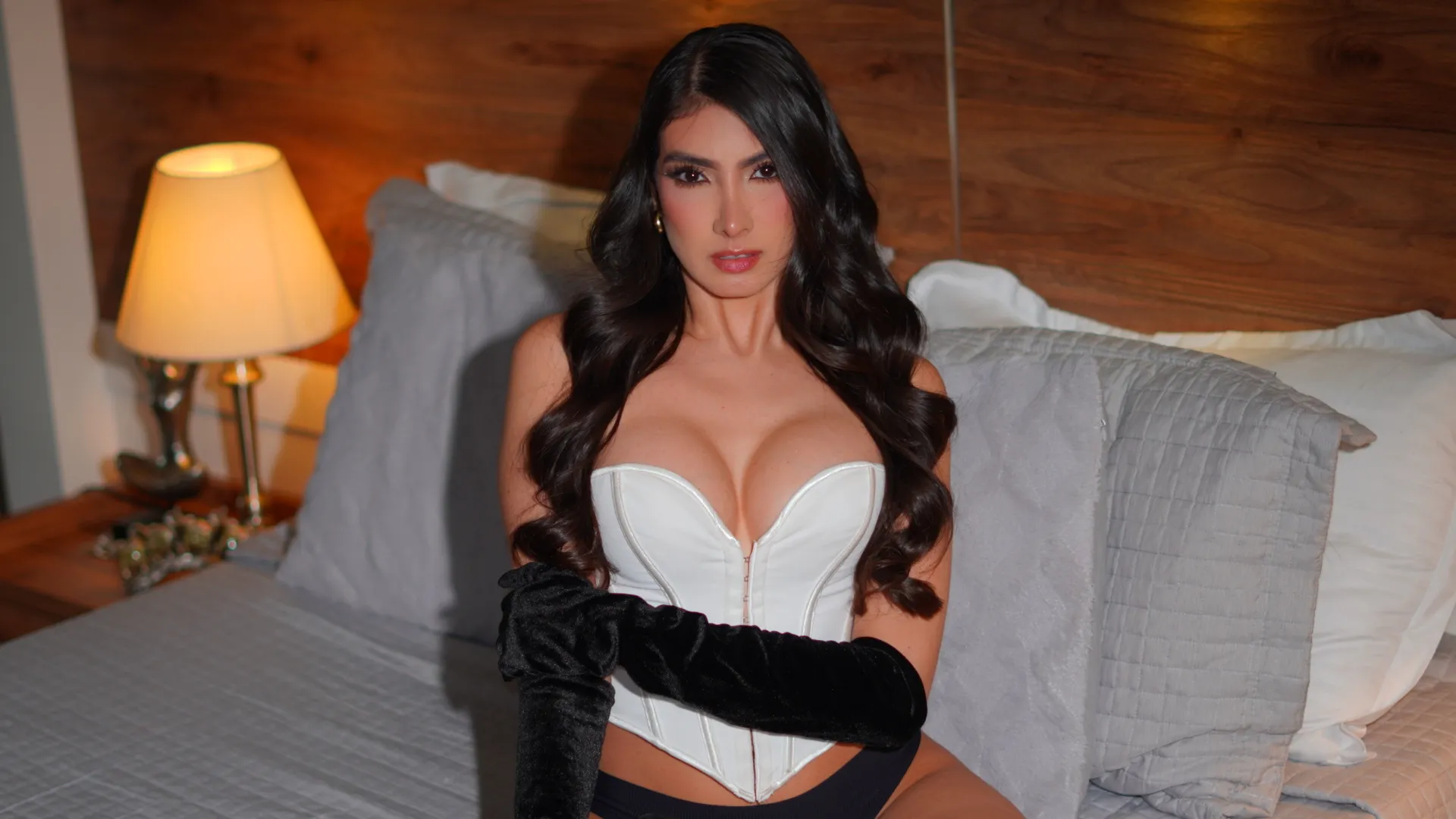 Live sex webcam photo for AlanaGrecco #8573371