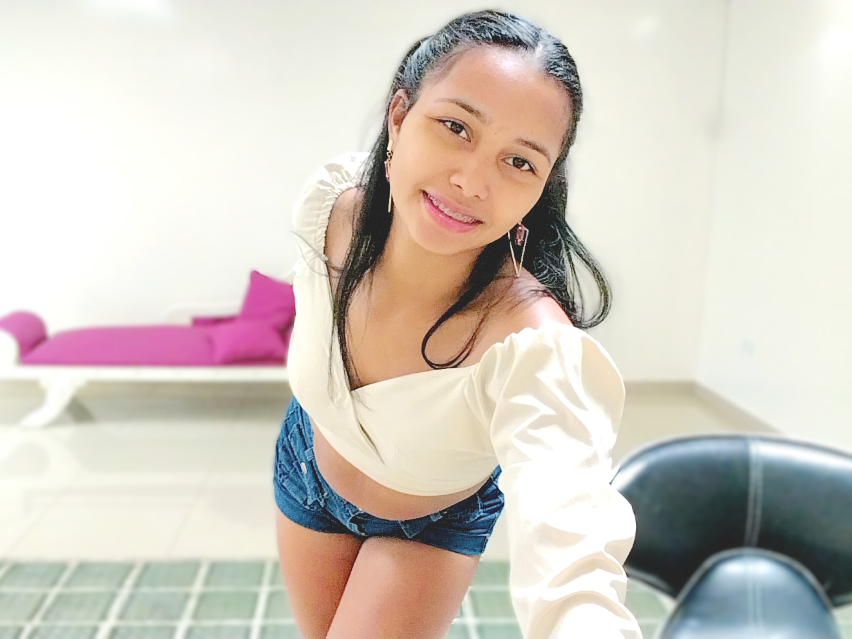 Live sex webcam photo for Ehmha #8559926