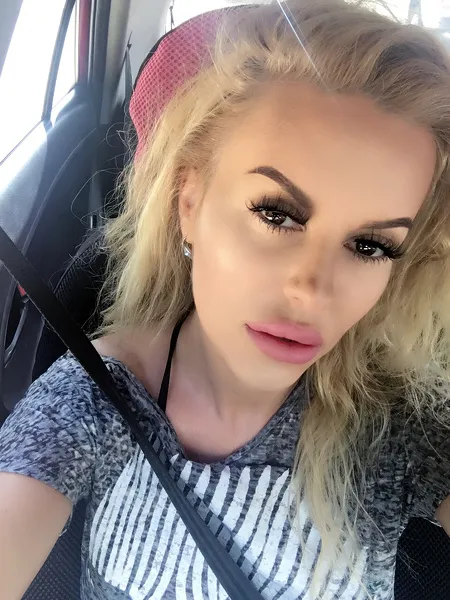 Live sex webcam photo for DiamondDollXX #7907186