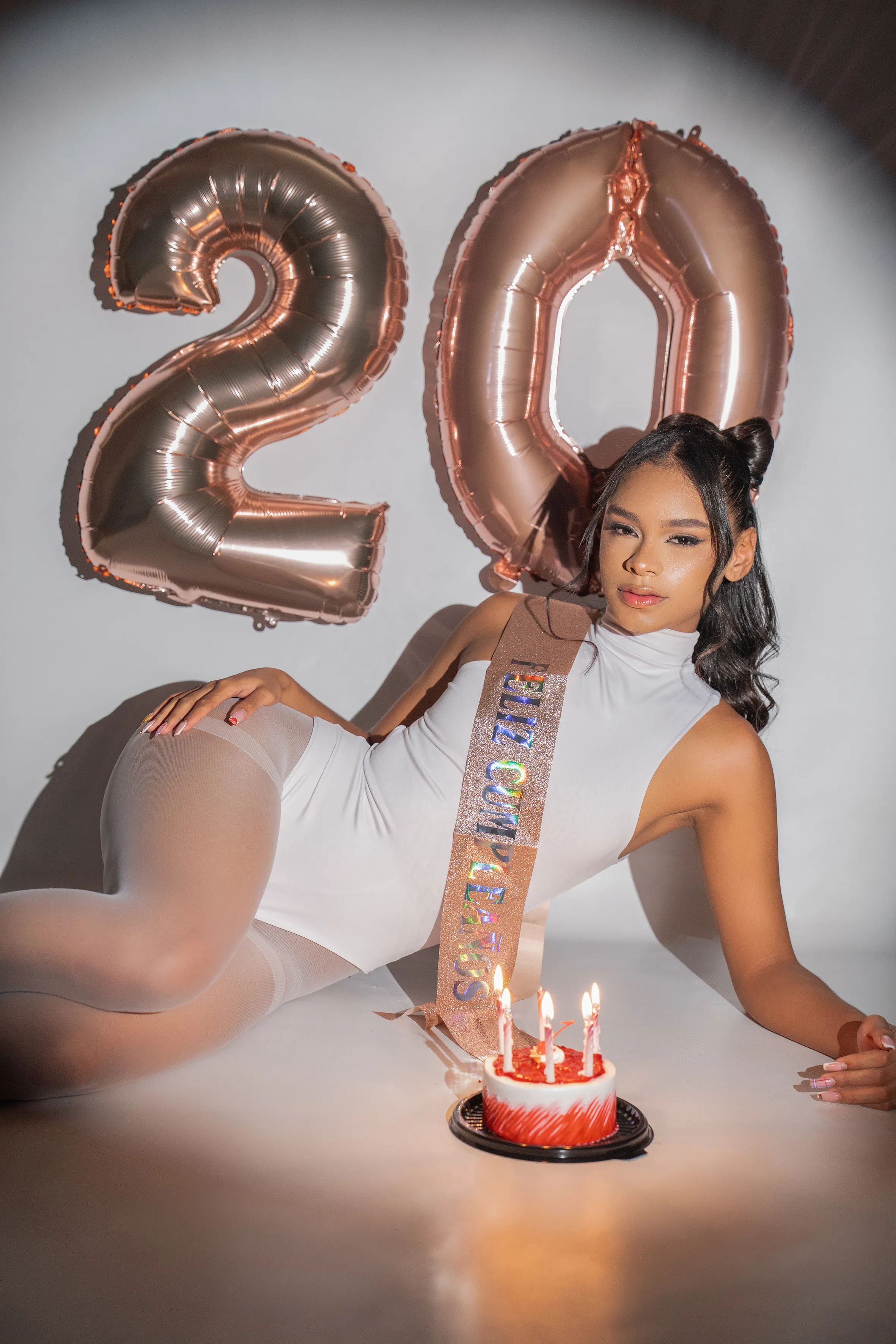 Live sex webcam photo for KyamyLynn #8607367