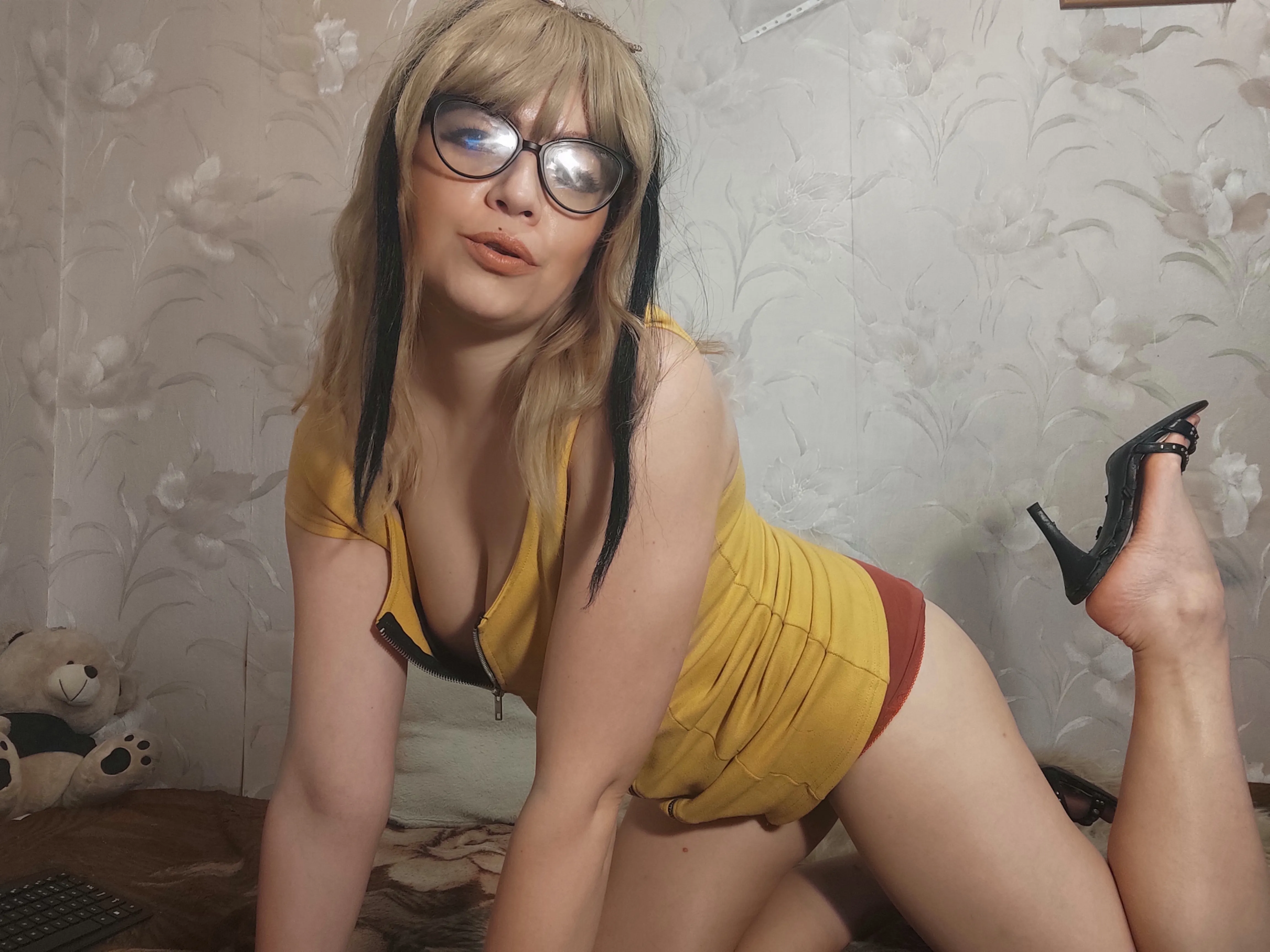 Live sex webcam photo for gella #7395224