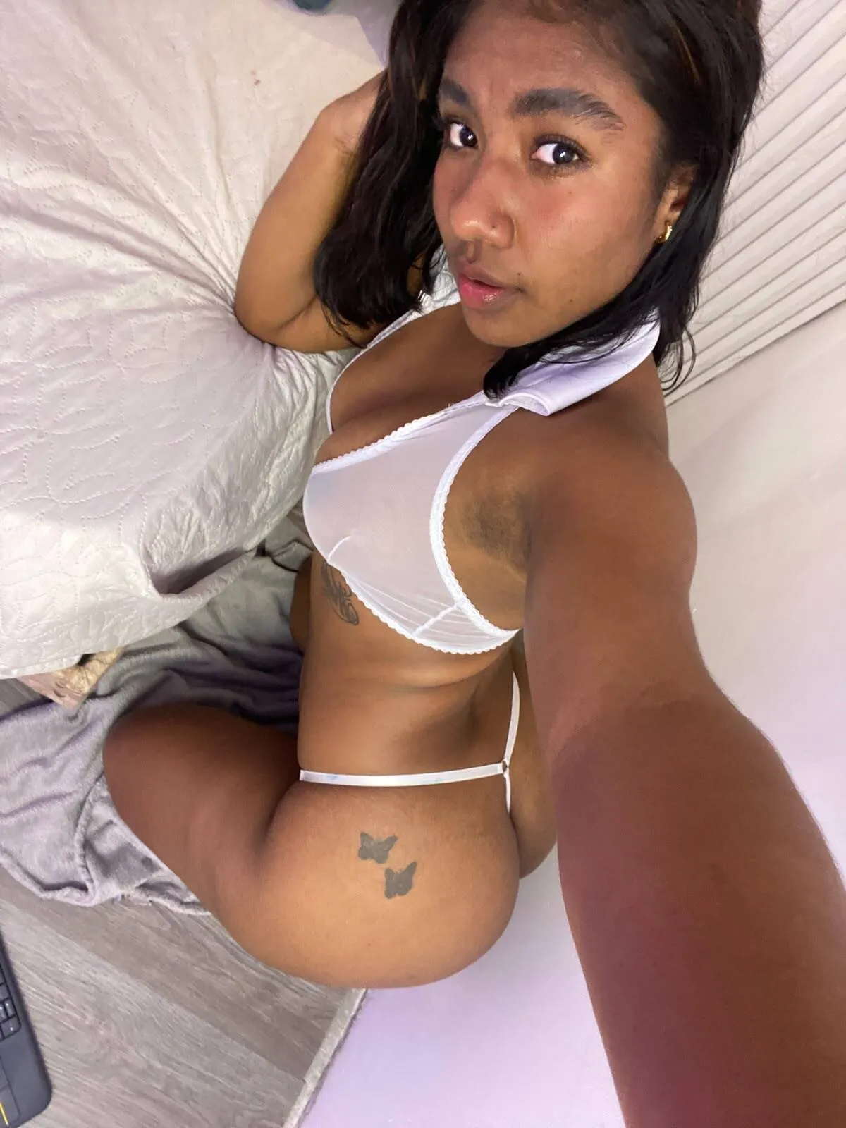 Live sex webcam photo for valentinaBrownie #8635056