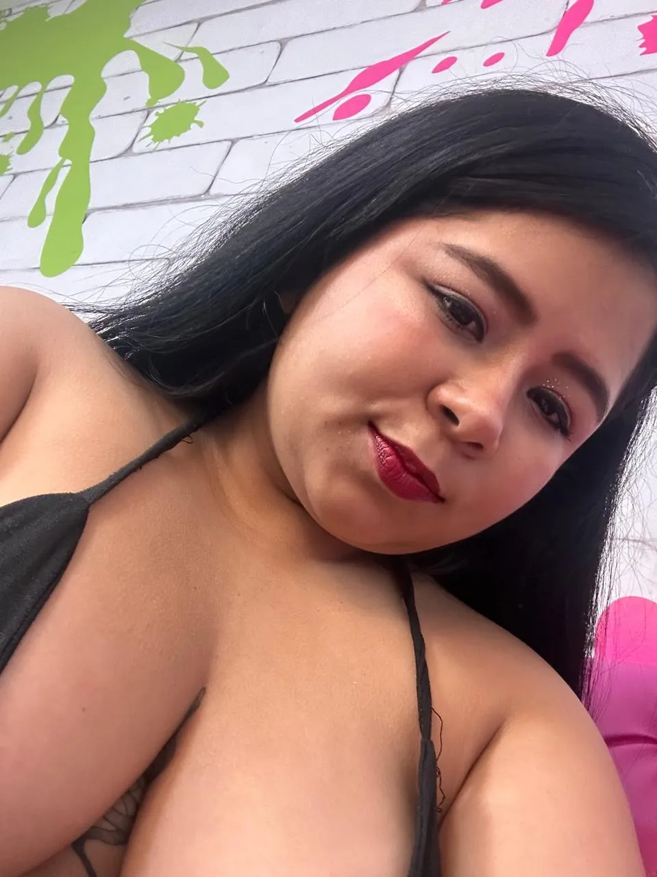 Live sex webcam photo for AriaMoonnn #8617342