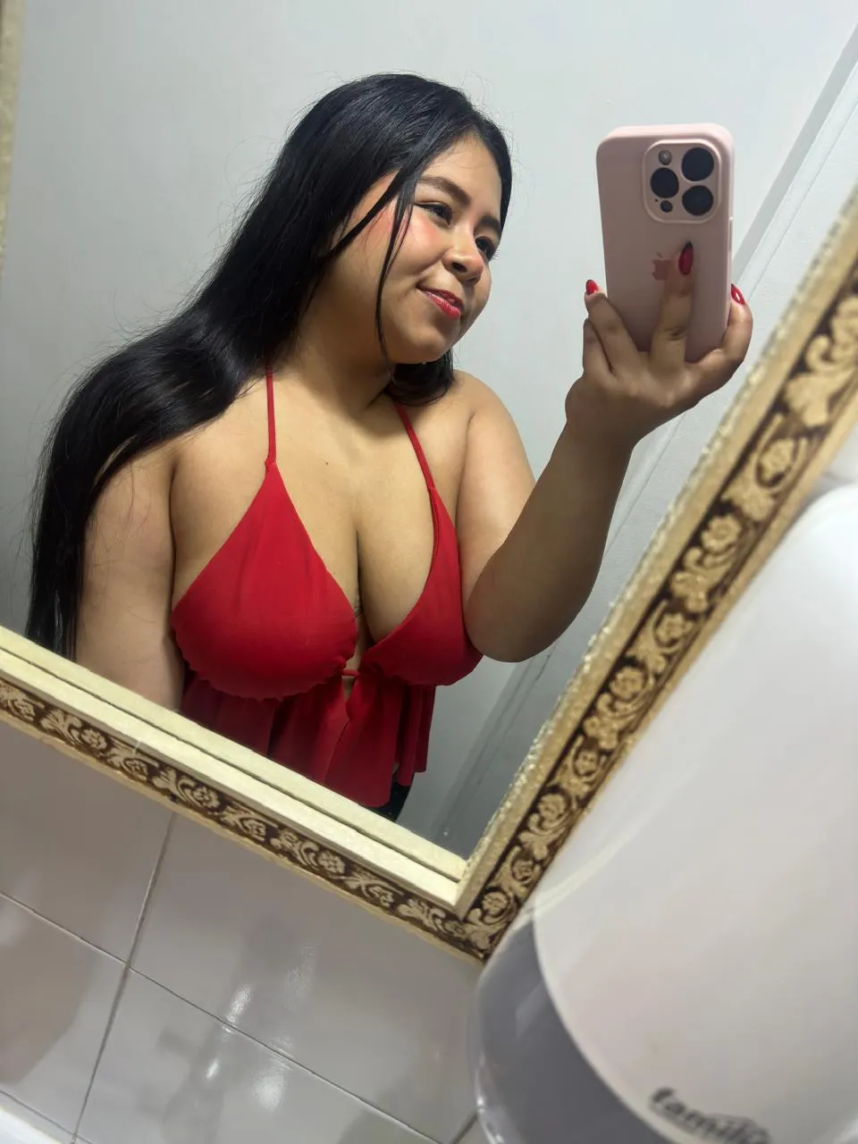 Live sex webcam photo for AriaMoonnn #8642876