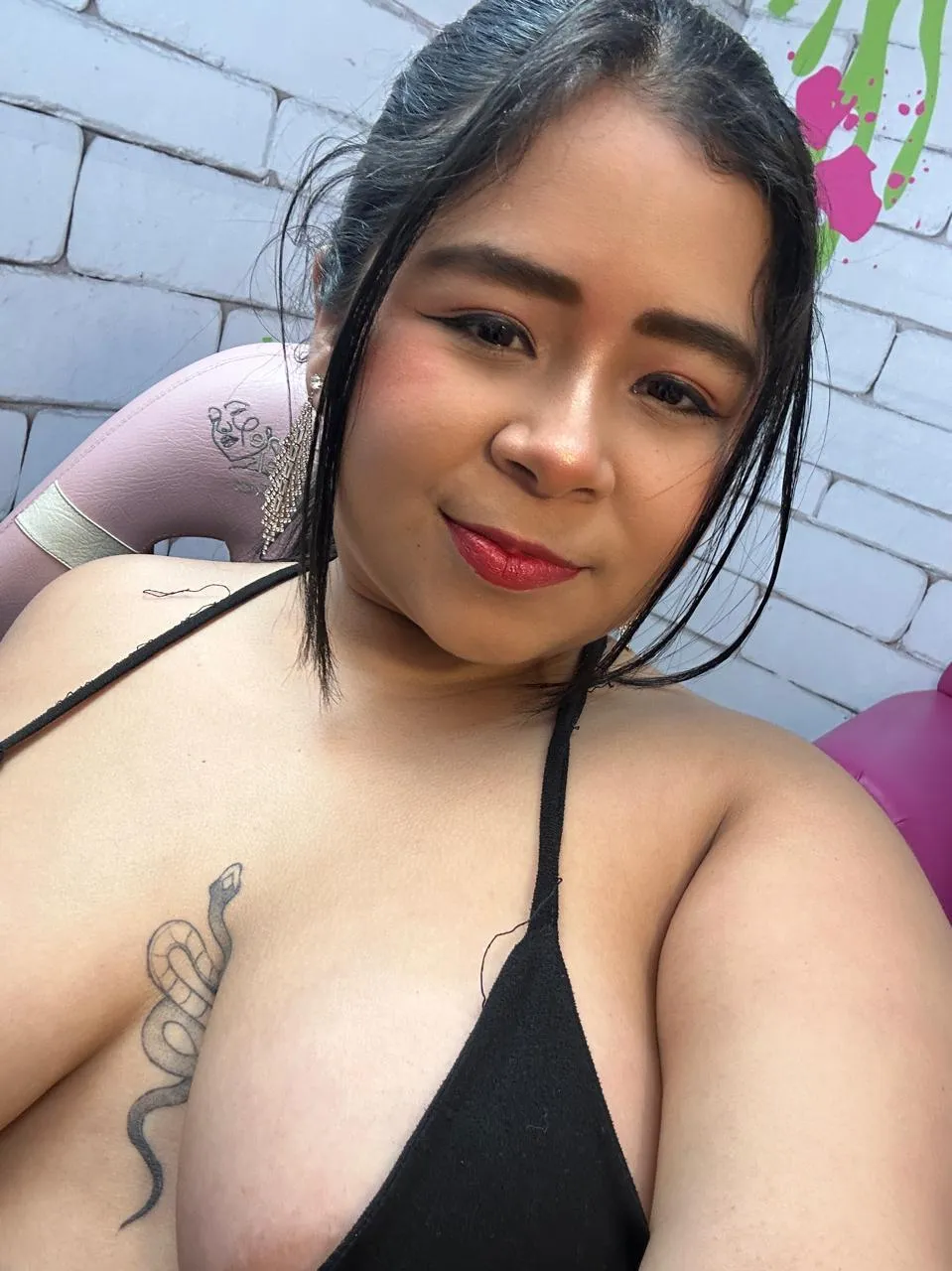 Live sex webcam photo for AriaMoonnn #8680498